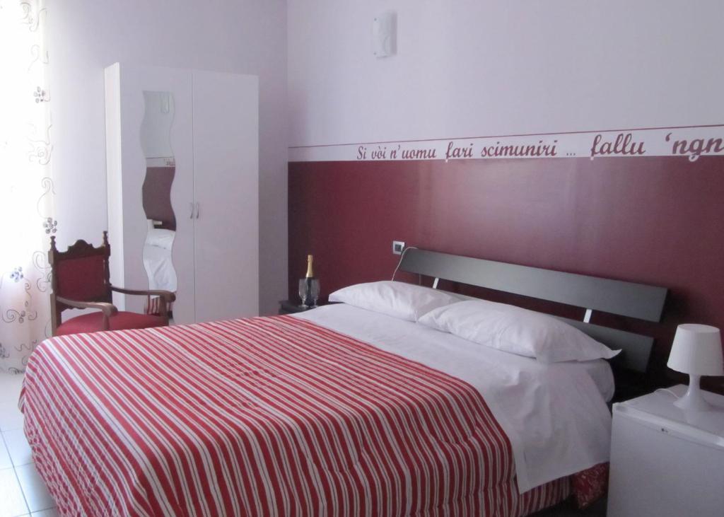 B&B Persi Nel Sud, Pozzallo Rum bild
